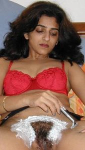 indian college girl shaving pussy hair