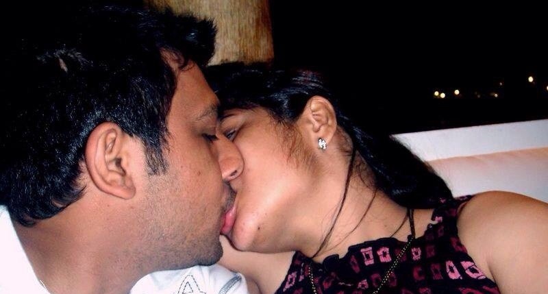 Indian Couple Hot Kissing Photos