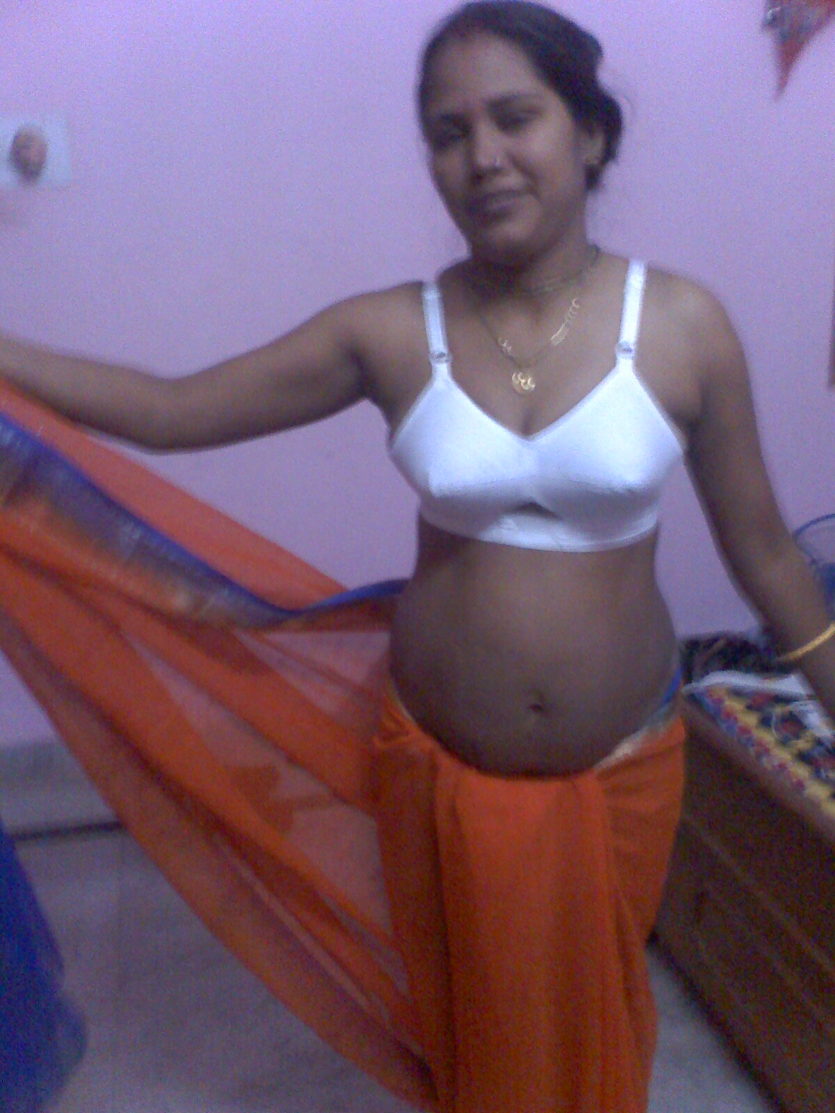 Desi Indian Bhabhi Nude Photos