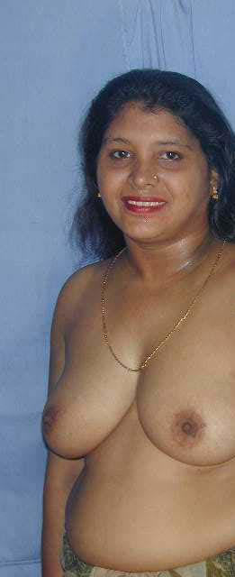 Indian Desi Nipples - Indian Babes Nude Boobs Desi XXX Pictures Gallery