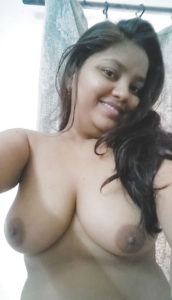 indian babe selfie boobs