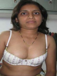 nude indian wife xxx photograph