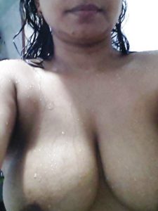Naked indian desi Hottie xxx photo