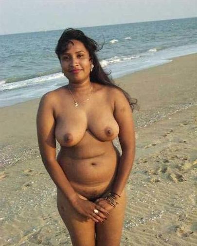 Nude indian boobs Hottie desi.