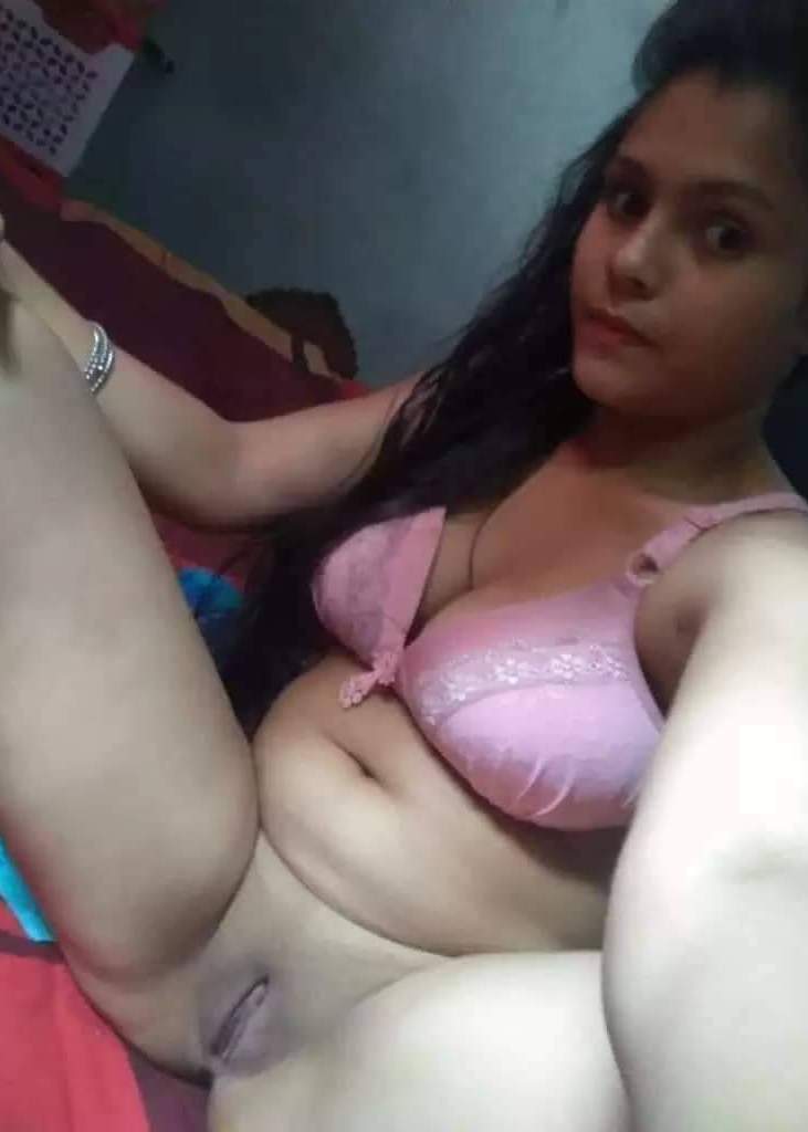 Desi Girl Pussy Photo
