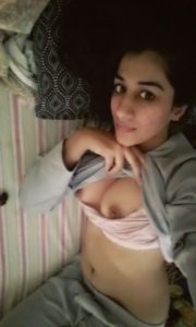 tits showing teen