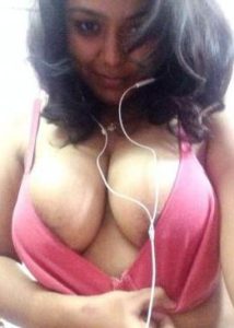 huge boobs hot
