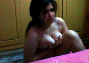 desi amateru busty mom