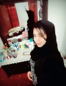 pakistani bhabhi selfie