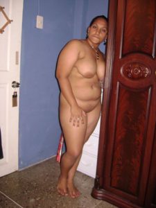 big boobs lady shower