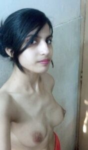nude sexy Indian college girl