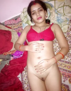 trimmed pussy desi aunty