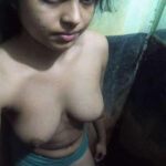 Desi Hot Girlfriend Leaked Nude Images