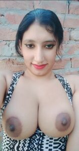seductive pathan wife huge boobs