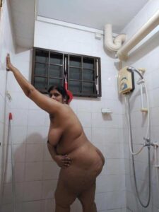 naked desi curvy slut