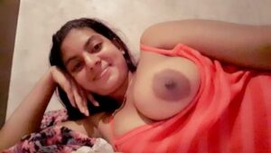 hot Naughty Tamil college boobs