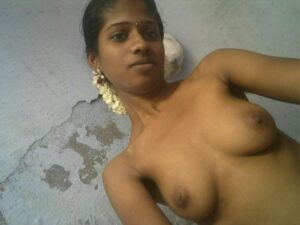 lovely Telugu babe