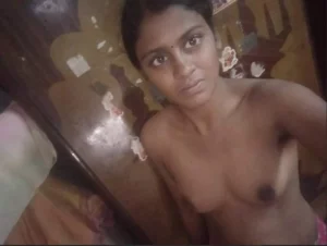 naked sexy hot Tamil wife topless