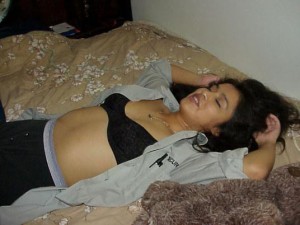 hot aunty sleeping bed pic