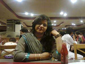 indian hot aunty restaurant photo