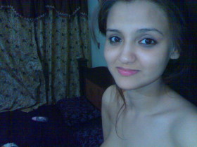 nice looking panjabi hot girl pic