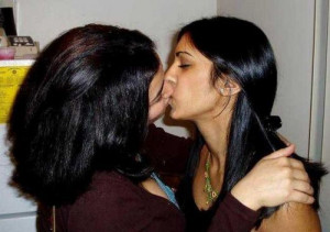 indian girlfriends kissing xxx porn pic