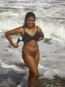indian housewife playing nude on beach