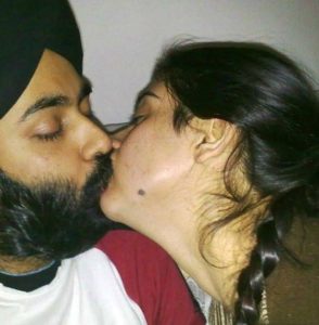 sikh couple kissing xxx phhoto