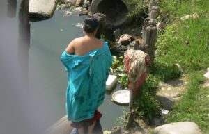 xxx indian bhabhi river bathing xxx photo