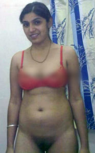 naughty-indian-village-babe-curvy-bady-hairy-twat