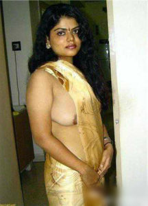 hot-nude-boob-sexy-desi-housewife