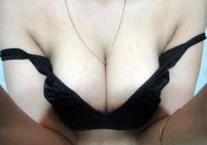 hot babe sexy boobs