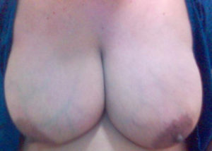 horny babe nude boobs