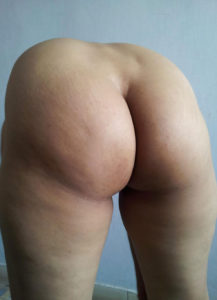 mature nude ass