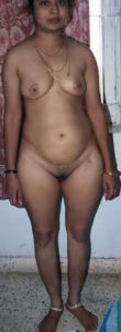 bhabhi naked hot boobs