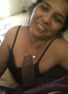 indian aunty cock lover