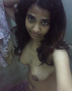 desi babe tits horny