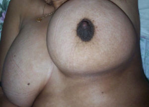 indian bhabhi boobs photo