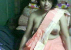 bhabhi naked desi photo