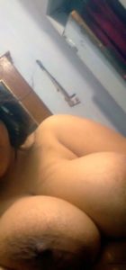 big boobs naked pic