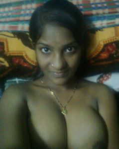 desi indian naked boobs
