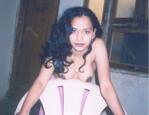 hot naked desi girl boobs