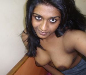 hot teen nude boobs selfie