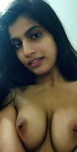 indian desi girl boobs pic