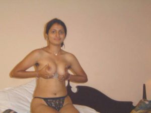 nude hot desi bhabhi