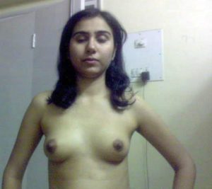 sexy babe naked xx