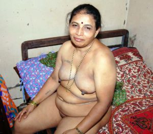 60+ old bhabhi fully nude photo