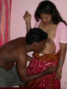 Desi Couple hot boobs nude