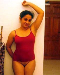 amateur desi bhabhi shaved pussy pic
