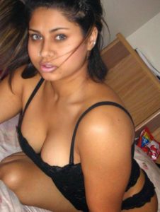 chubby desi indian teen babe pic